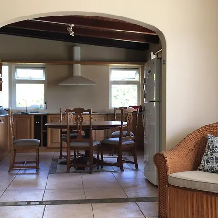 Tropical Coconut Apartment
